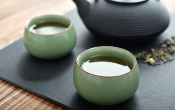 green tea is an antioxidant with egcg polyphenols